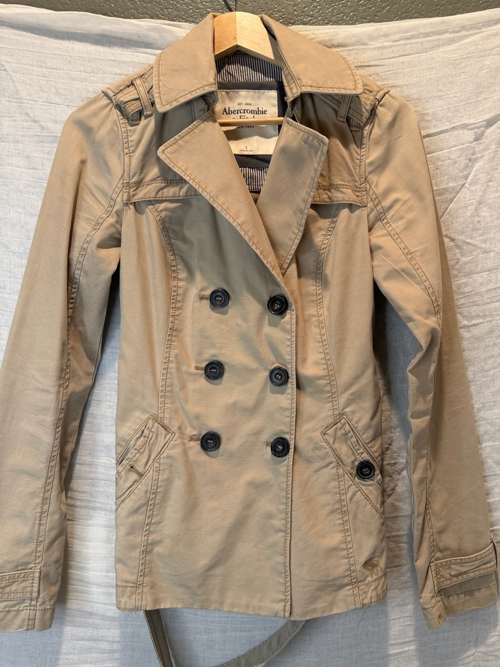 Vintage Y2K Abercrombie & Fitch Khaki Cotton Belted Trench Coat Jacket Size S